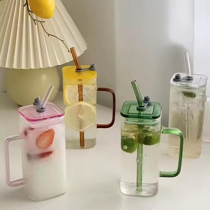 Square Glass with Lid and Straw - Luxury Ways