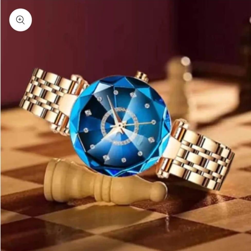 Women's Beautiful Diamond Shape Watch - Luxury Ways