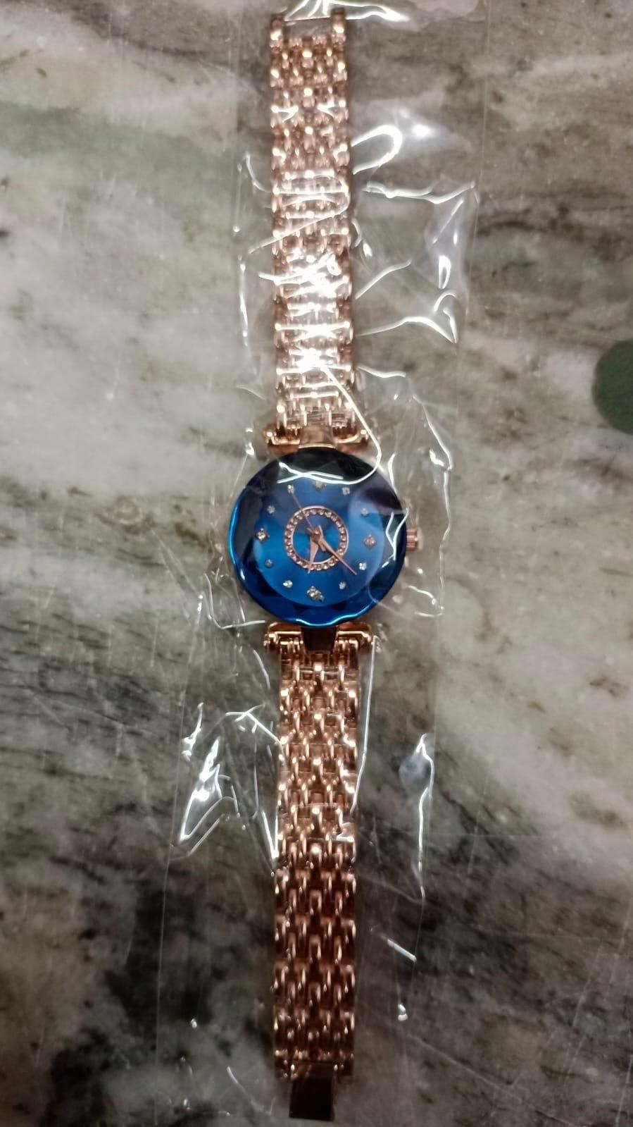 Women's Beautiful Diamond Shape Watch - Luxury Ways