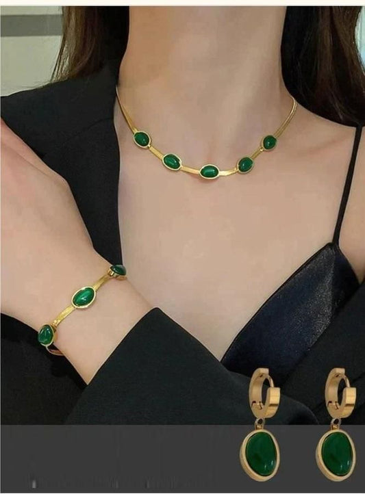 Oval Green Crystal Pendant Necklace Set With Bracelet - Luxury Ways